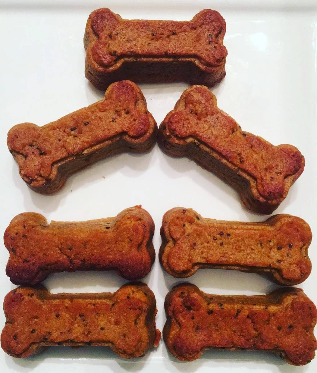 Charlottesville Dog Barkery | bakery | 1652 Old Lynchburg Rd, Charlottesville, VA 22903, USA | 4342828186 OR +1 434-282-8186