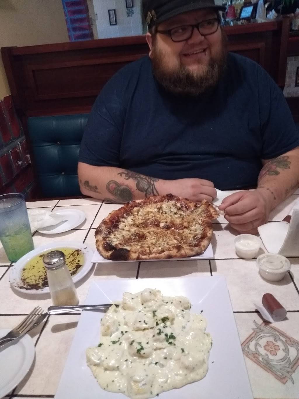 Vito & Sons Italian Restaurant and Pizzeria | restaurant | 812 E Memorial Dr, Ahoskie, NC 27910, USA | 2523322000 OR +1 252-332-2000