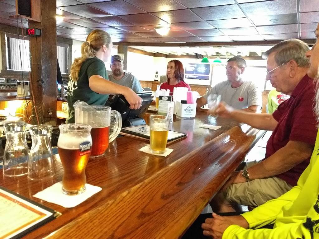 19th Hole | restaurant | 312 Blackhawk Rd, Beaver Falls, PA 15010, USA | 7248439956 OR +1 724-843-9956