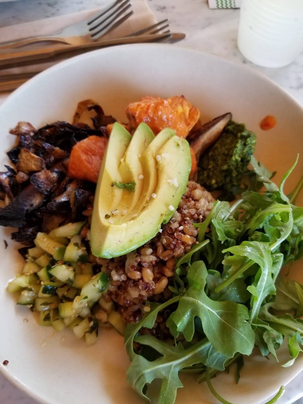 Flower Child | restaurant | 100 E Camelback Rd, Phoenix, AZ 85012, USA | 4802120180 OR +1 480-212-0180