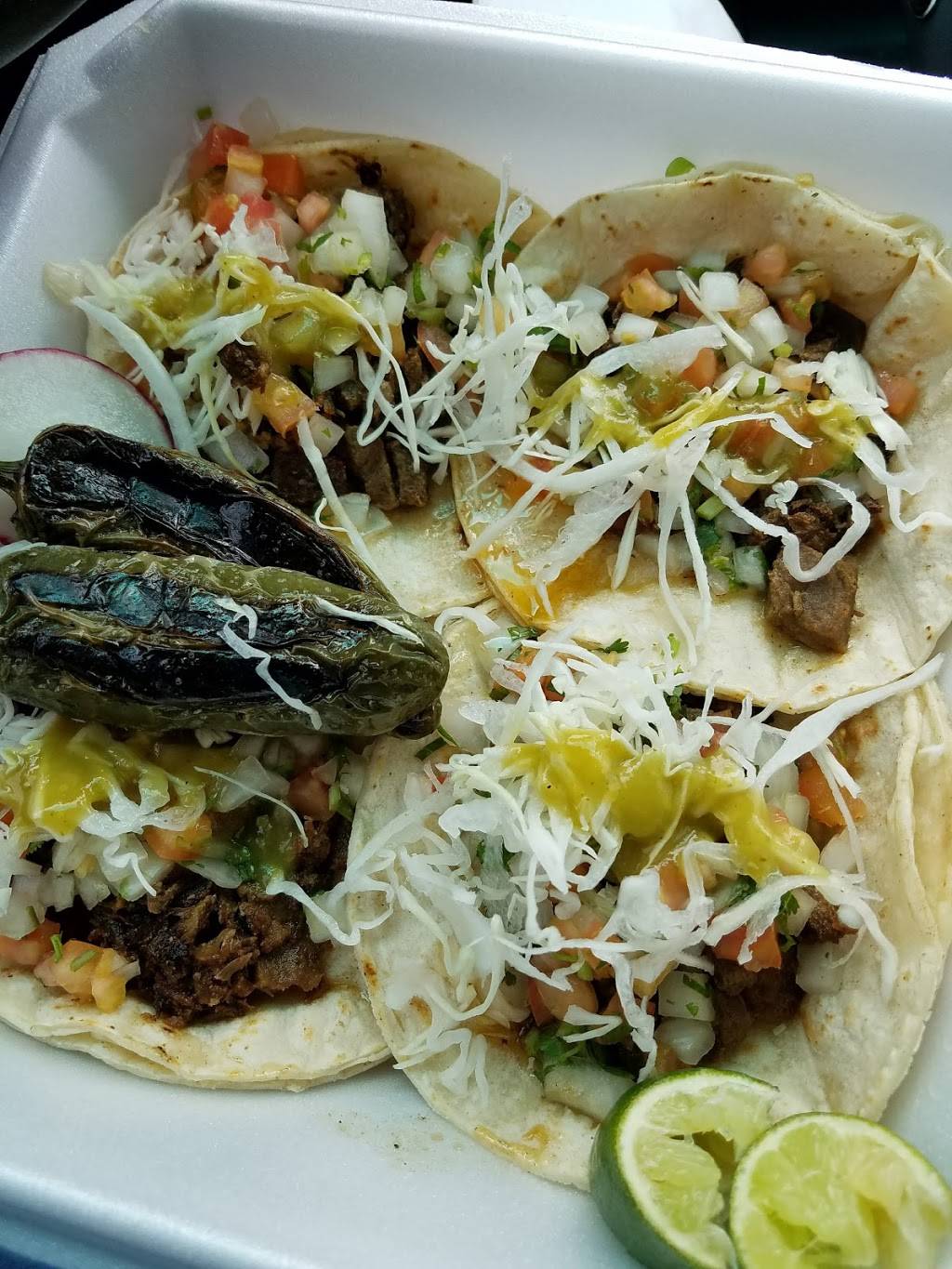 Dos de Oros Taco Truck | restaurant | 3310 S 24th St, Omaha, NE 68108, USA | 4023212490 OR +1 402-321-2490