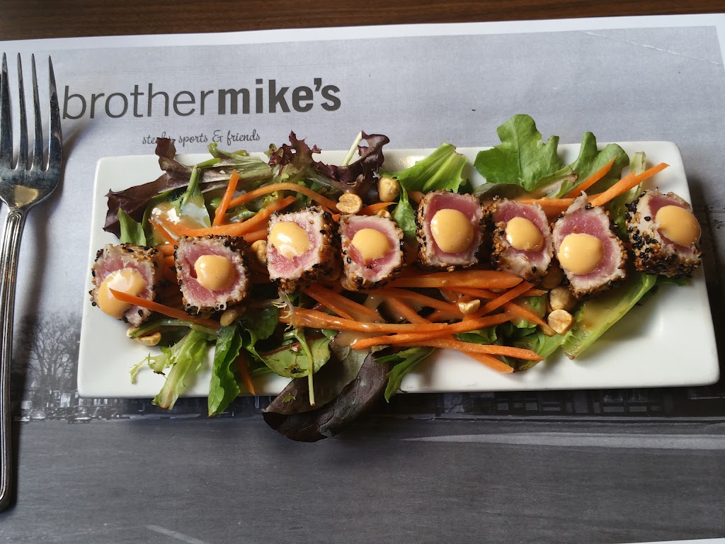 Brother Mikes Madison | restaurant | 56 Academy St, Madison, CT 06443, USA | 2032456161 OR +1 203-245-6161