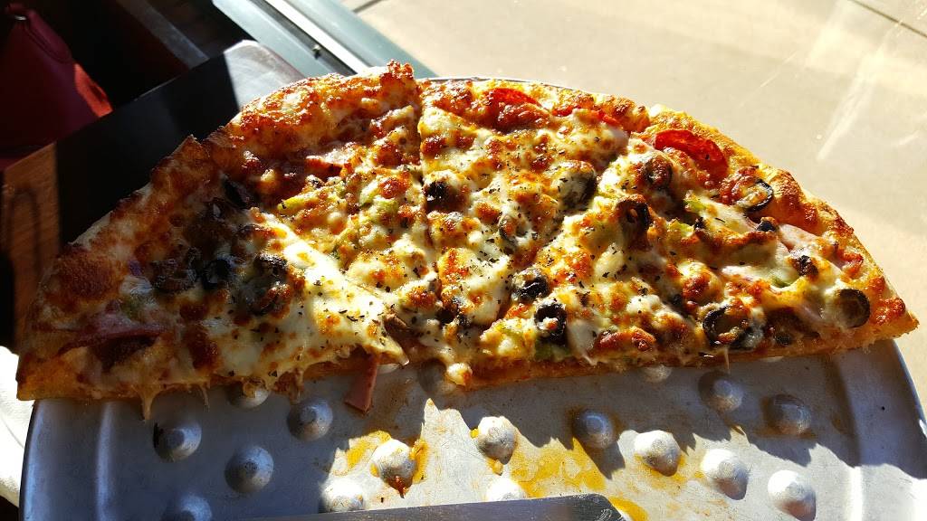 Boombozz Taphouse | restaurant | 1315 Herr Ln, Louisville, KY 40222, USA | 5023940000 OR +1 502-394-0000