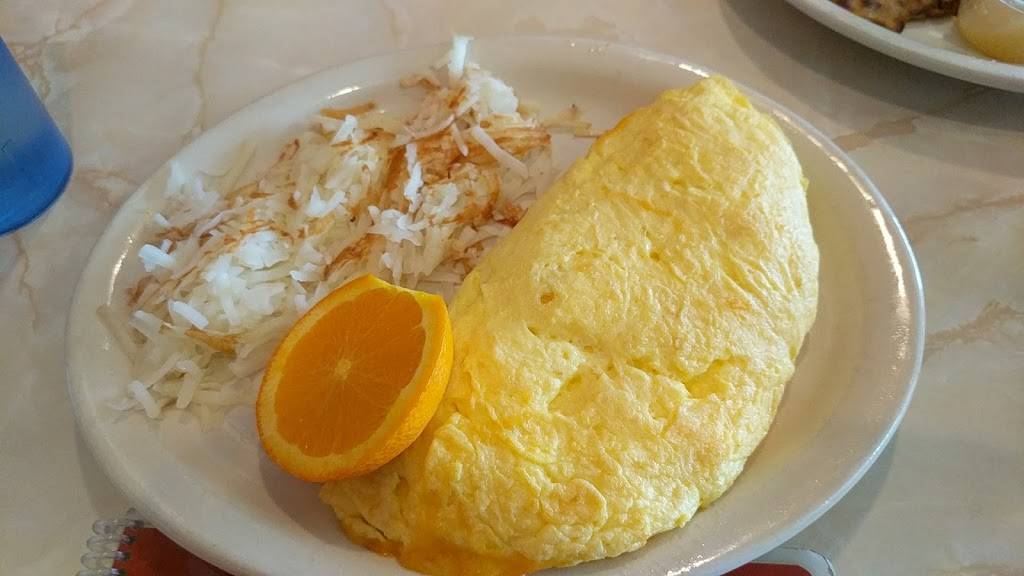 Capitol Cafe Pancake House & Restaurant | restaurant | 14375 W Capitol Dr, Brookfield, WI 53005, USA | 2627816333 OR +1 262-781-6333