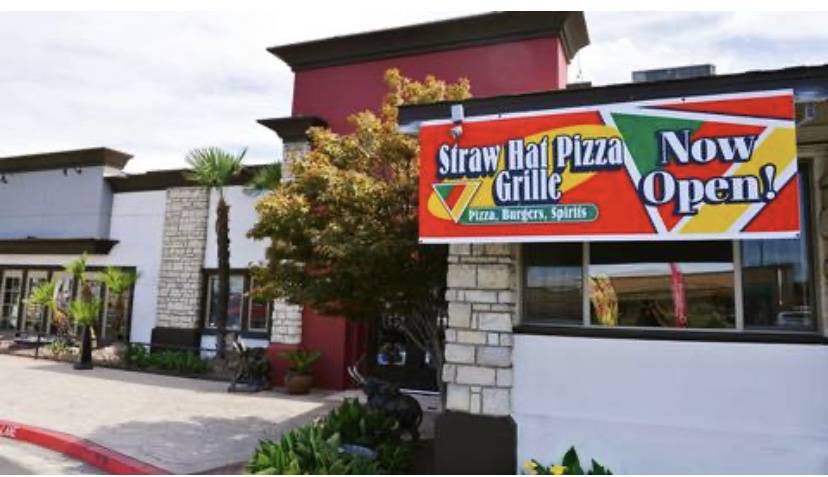 Straw Hat Pizza Bar & Grille | restaurant | 80 W Shaw Ave, Clovis, CA 93612, USA | 5593231300 OR +1 559-323-1300