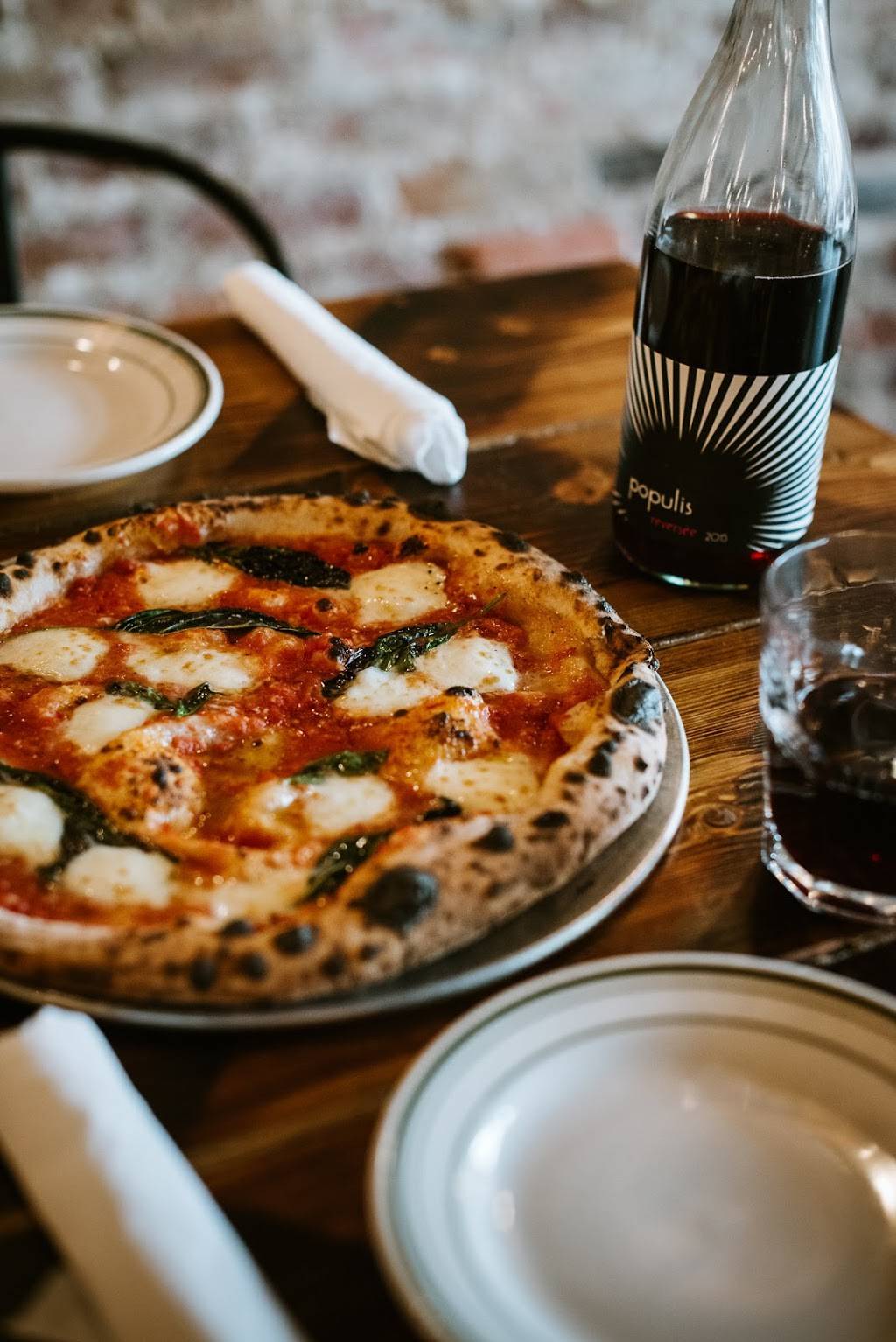 Paulie Gees Hampden | restaurant | 3535 Chestnut Ave, Baltimore, MD 21211, USA | 4108891048 OR +1 410-889-1048