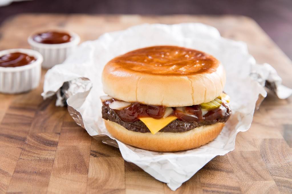 Milos Hamburgers | restaurant | 6600 E J Oliver Blvd, Fairfield, AL 35064, USA | 2057886456 OR +1 205-788-6456