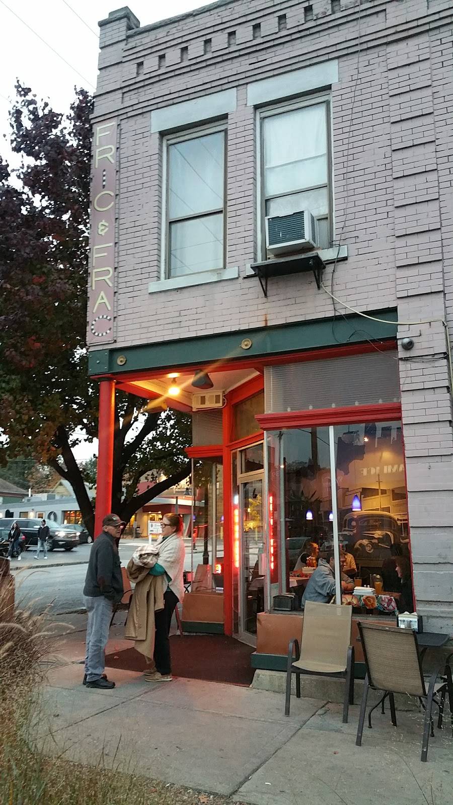 Fric & Frac | restaurant | 1700 W 39th St, Kansas City, MO 64111, USA | 8167536102 OR +1 816-753-6102