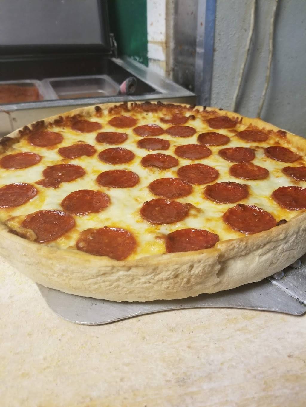 Veronas Pizza | restaurant | 4900-4924 Calumet Ave, Hammond, IN 46327, USA | 2199311420 OR +1 219-931-1420