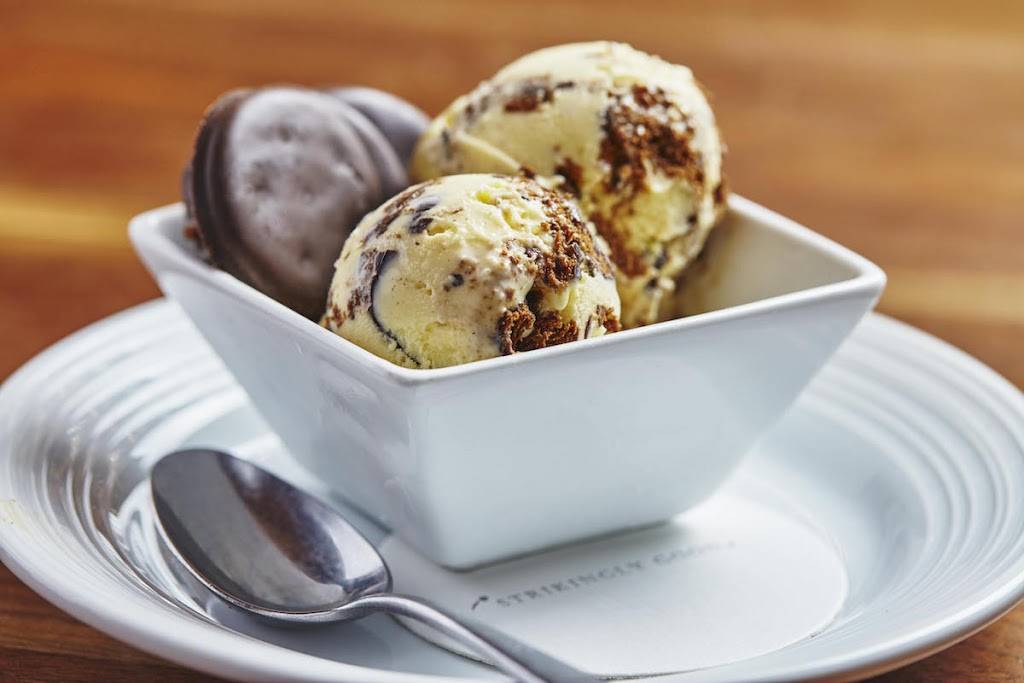 Pinstripes | restaurant | 1150 Willow Rd, Northbrook, IL 60062, USA | 8474802323 OR +1 847-480-2323