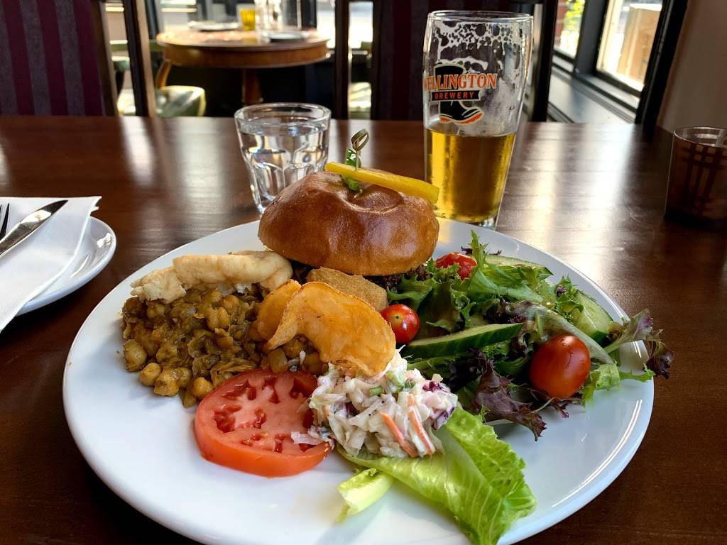 The Oakwood Hardware | restaurant | 337 Oakwood Ave, York, ON M6E 2V8, Canada | 4166589898 OR +1 416-658-9898