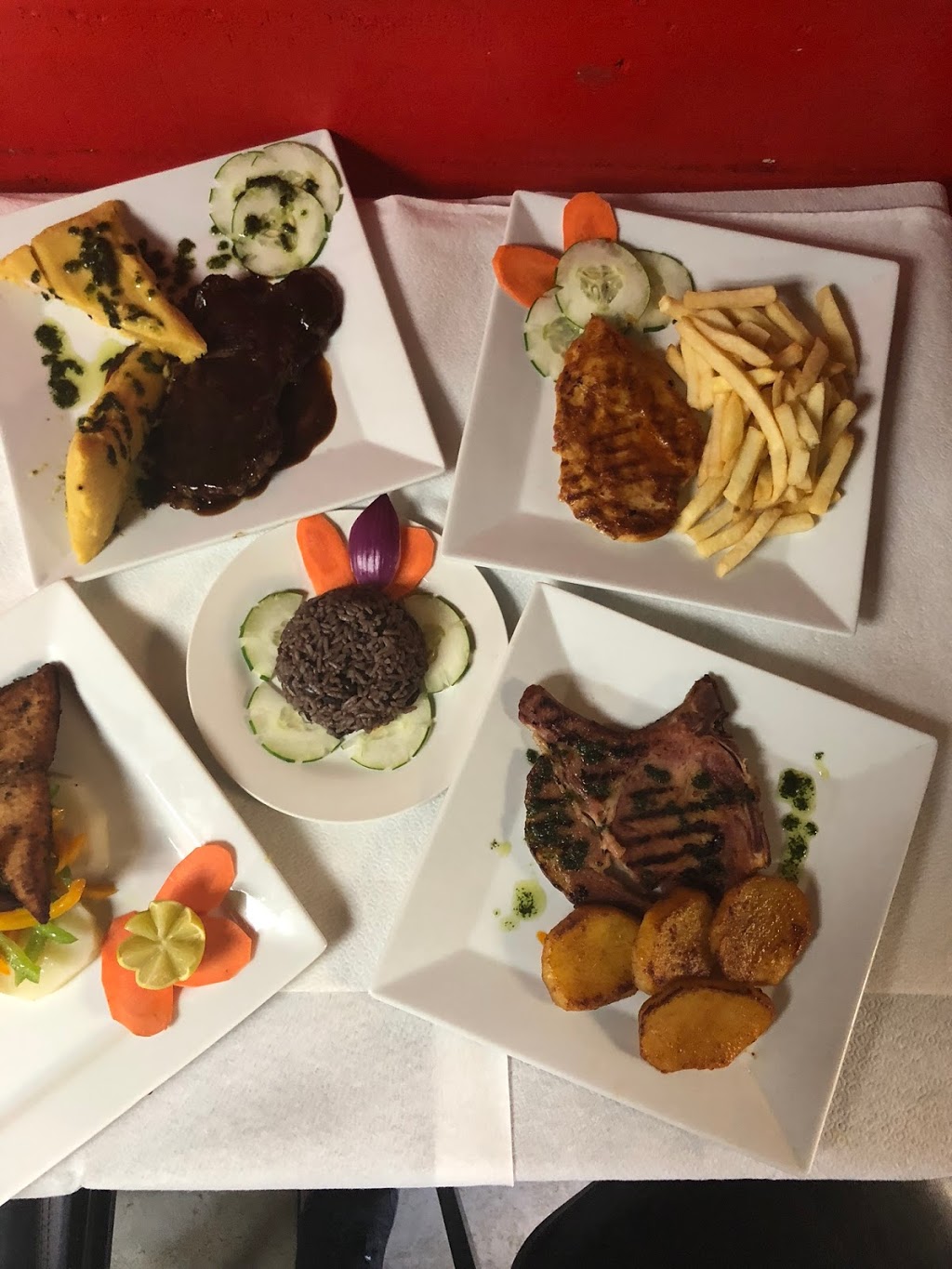 A 90 Millas Café | restaurant | 2676 W 12th Ave, Hialeah, FL 33010, USA | 7869756035 OR +1 786-975-6035