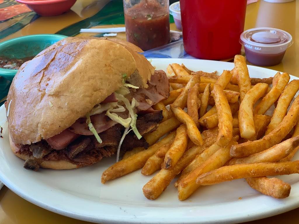 La Laguna | restaurant | 2801 Fort Campbell Blvd, Clarksville, TN 37042, USA | 9314312407 OR +1 931-431-2407