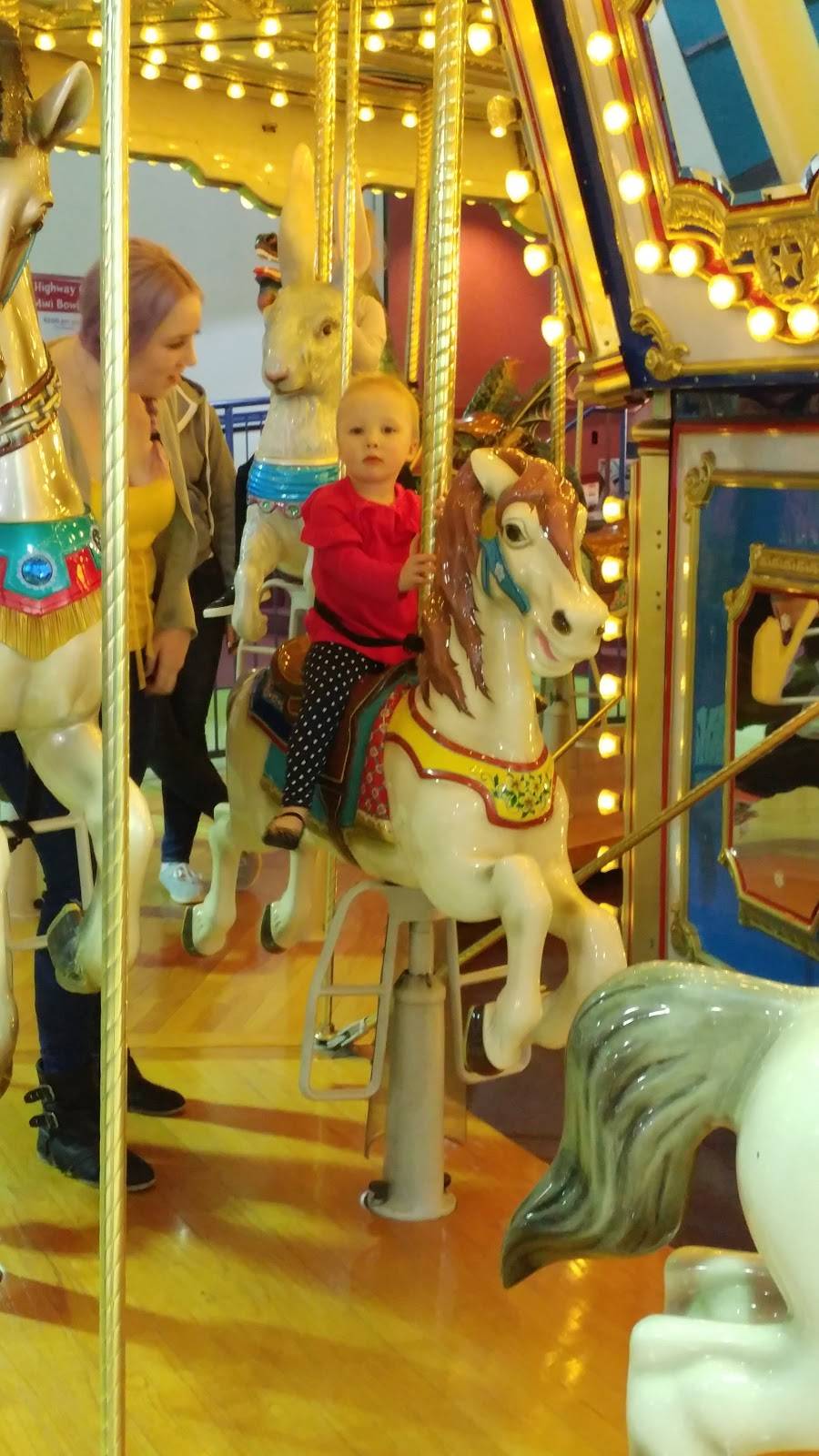 Funset Boulevard | restaurant | 3916 W College Ave, Appleton, WI 54914, USA | 9209930909 OR +1 920-993-0909