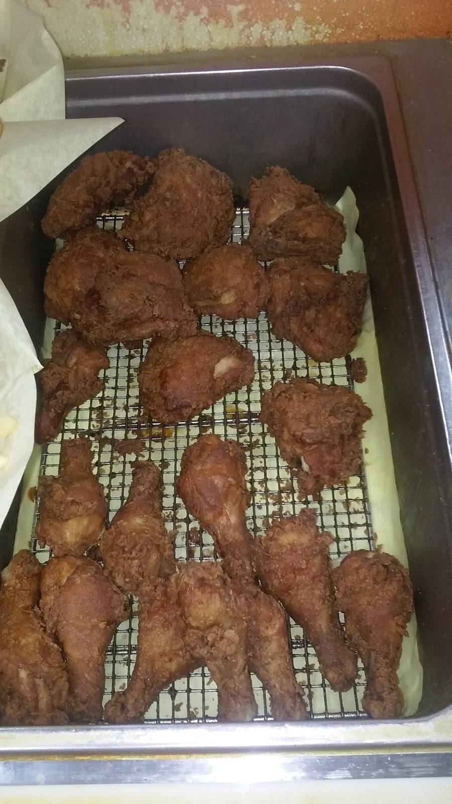 Henderson Chicken | restaurant | 337 E Ledbetter Dr, Dallas, TX 75216, USA | 2143726777 OR +1 214-372-6777