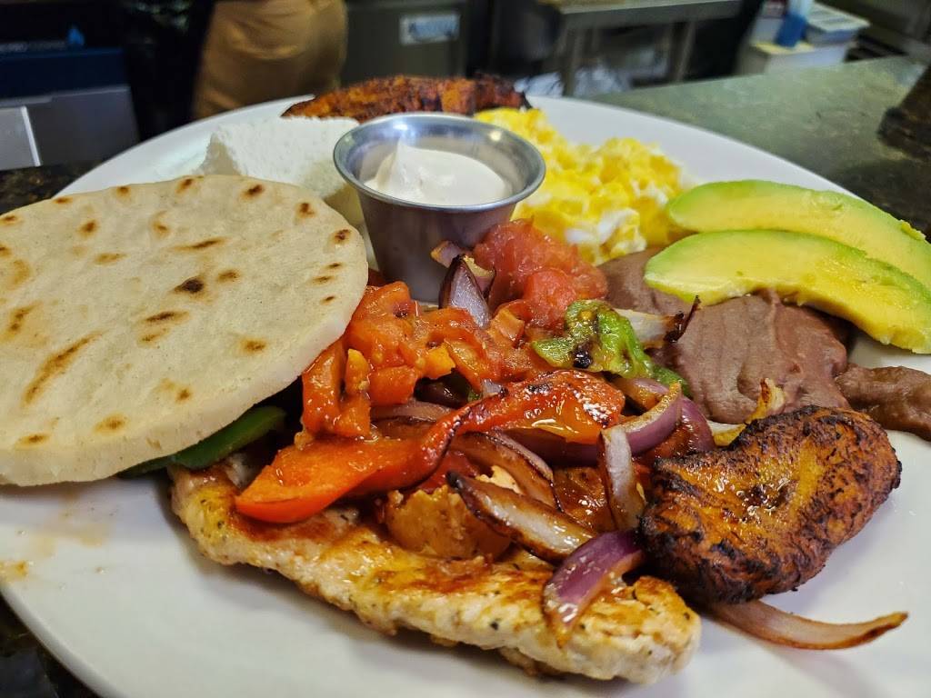 Sabores Latinos Restaurant and Catering | restaurant | 2515 NE 3rd St, Ocala, FL 34470, USA | 3524219318 OR +1 352-421-9318