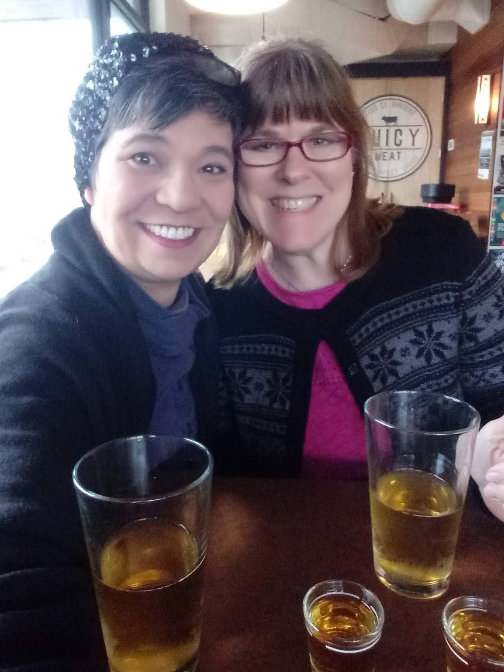 Feed Co. Burgers | restaurant | 1190 24th Ave, Seattle, WA 98122, USA | 2067266000 OR +1 206-726-6000