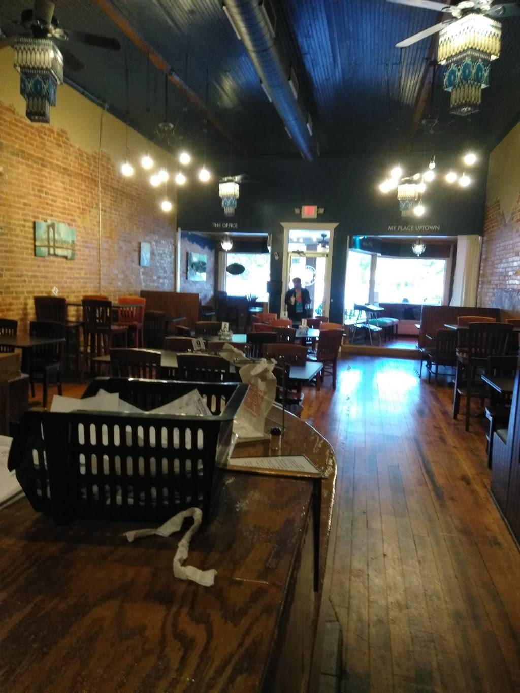 Southern Soul on Main | restaurant | 312 Main St, Greenwood, SC 29646, USA | 8642233881 OR +1 864-223-3881