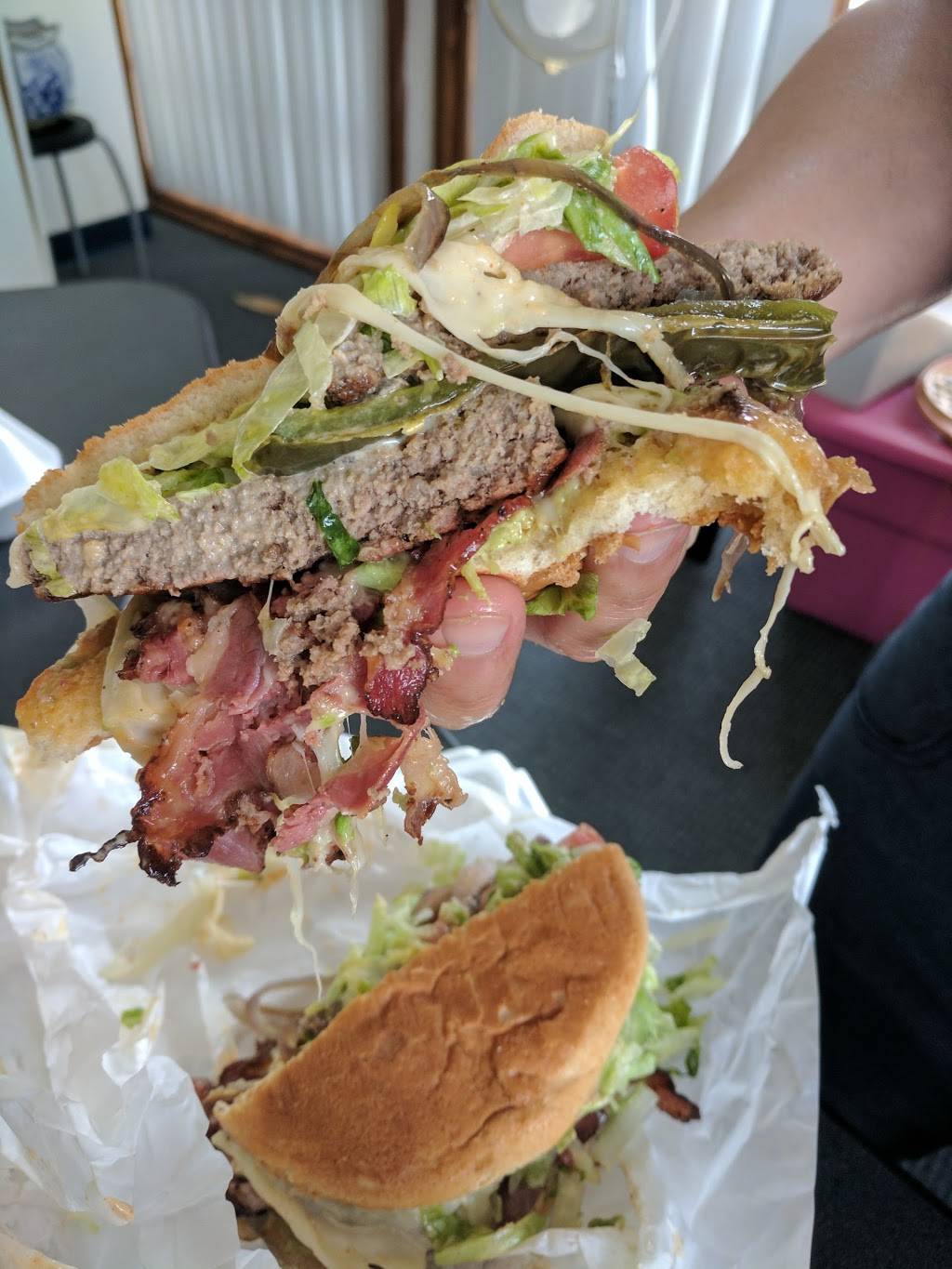 M V Ps Grill | restaurant | 5484 E Stearns St, Long Beach, CA 90815, USA | 5624943555 OR +1 562-494-3555