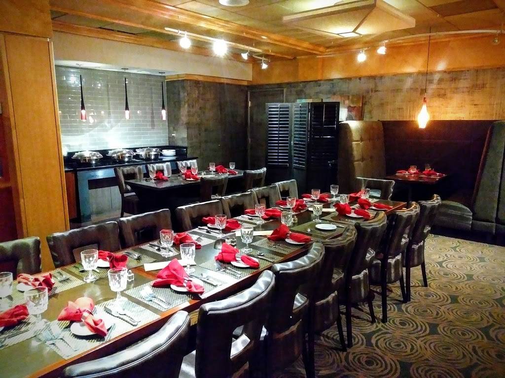 Beaus Grille | restaurant | 3180 W Market St, Akron, OH 44333, USA | 3308675218 OR +1 330-867-5218