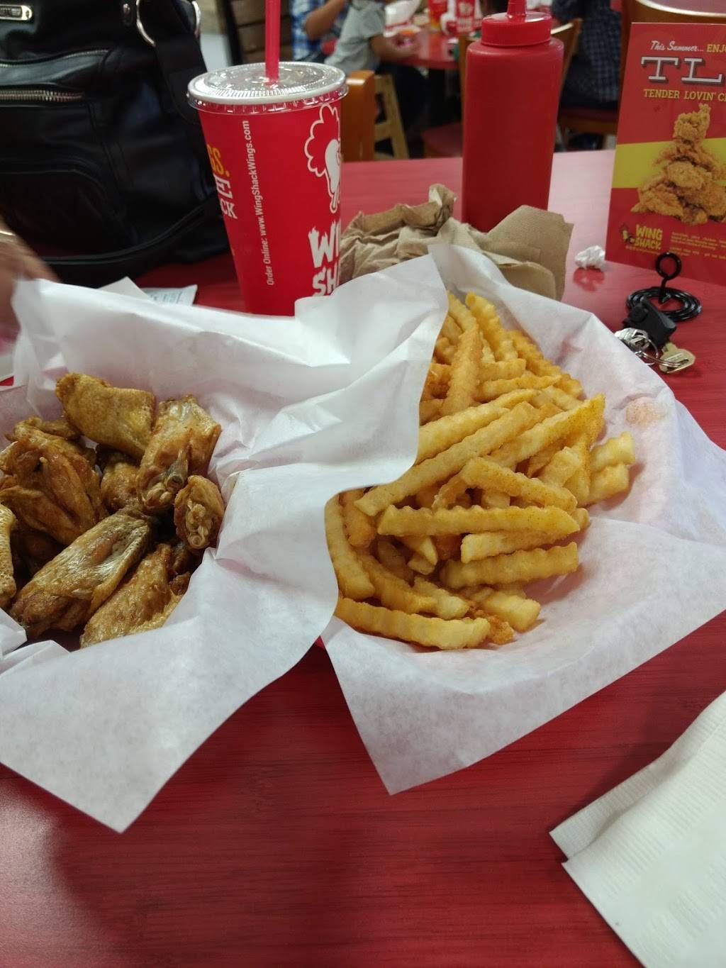 Wing Shack Loveland | restaurant | 158 E 29th St, Loveland, CO 80538, USA | 9706693929 OR +1 970-669-3929