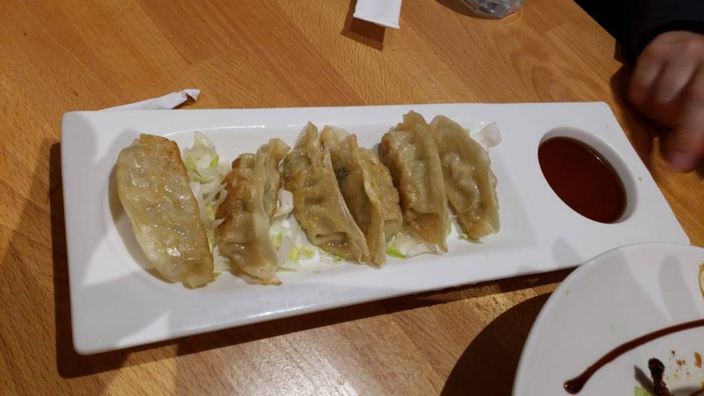 Waraku Japanese Restaurant | restaurant | 9539 Braddock Rd, Fairfax, VA 22032, USA | 7033233665 OR +1 703-323-3665