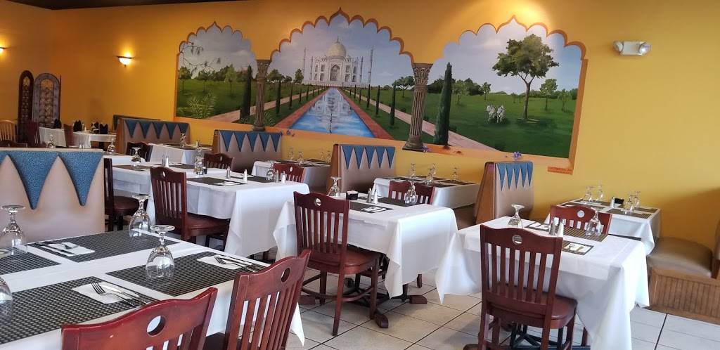 Saffron Palace | restaurant | 10044 Cross Creek Blvd, Tampa, FL 33647, USA | 8135361500 OR +1 813-536-1500