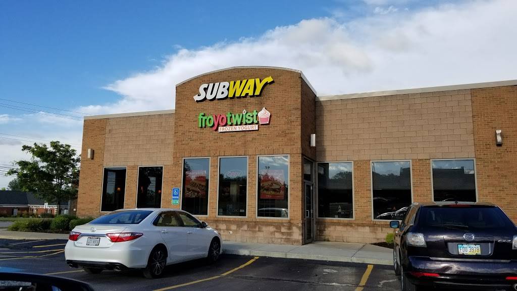 Subway | restaurant | 540 Water St, Chardon, OH 44024, USA | 4402866061 OR +1 440-286-6061