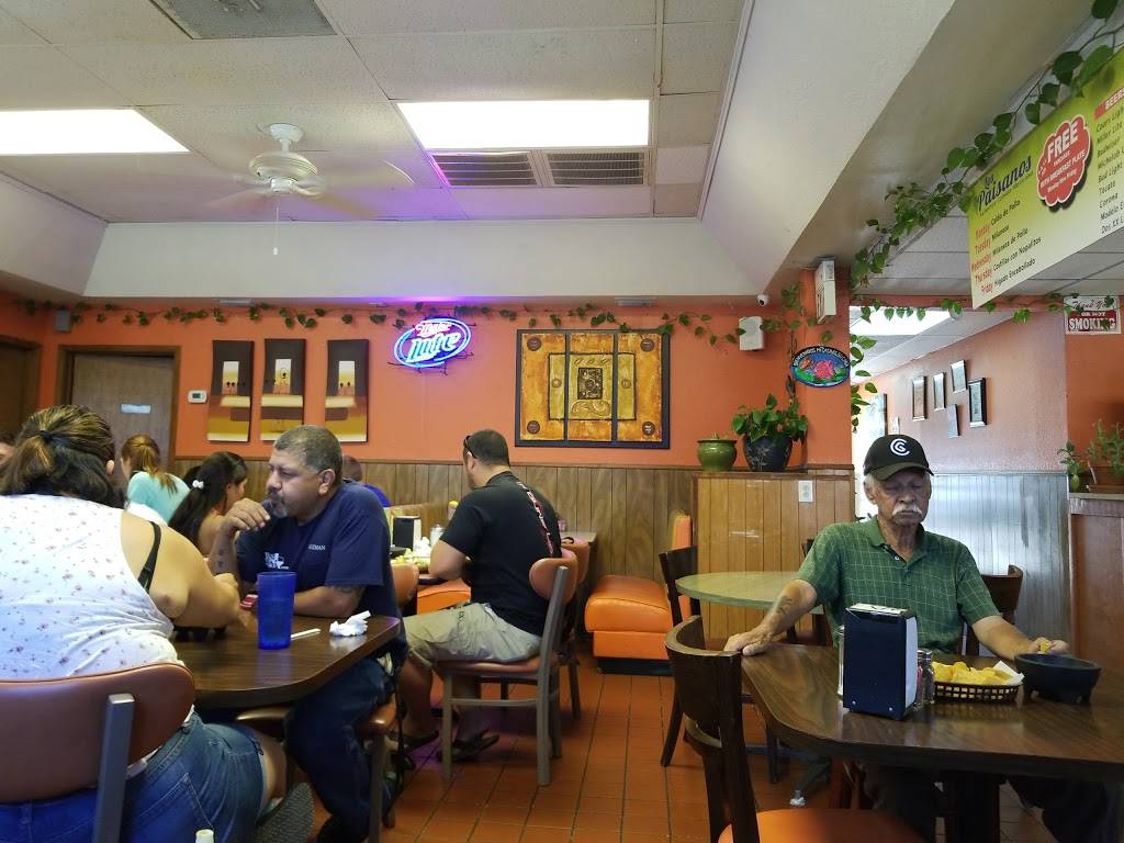 Los Paisanos | restaurant | 1446 N Main St, Fort Worth, TX 76164, USA | 8176258226 OR +1 817-625-8226