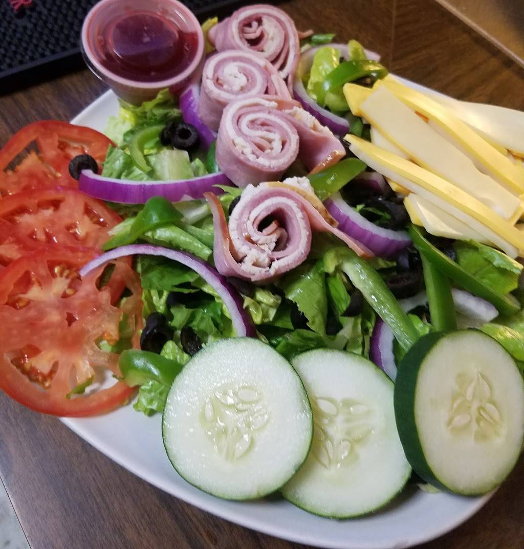 Lumberjacks Bar & Grill | restaurant | 10919 Main St, Honor, MI 49640, USA | 2313252262 OR +1 231-325-2262