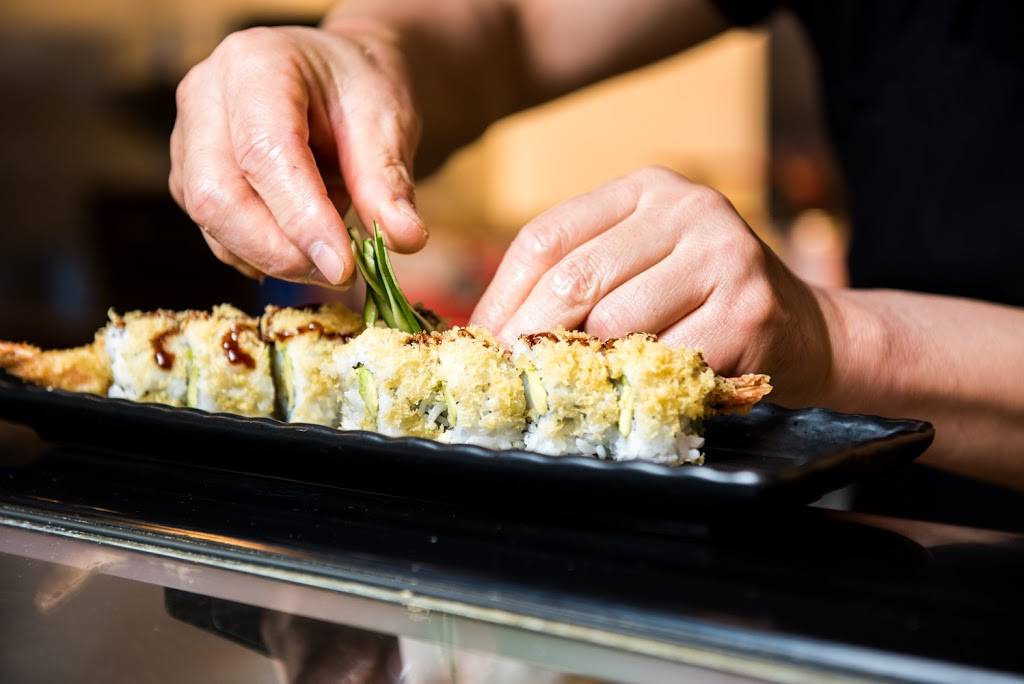 Sun Sushi | restaurant | 3631 State St, Santa Barbara, CA 93105, USA | 8058457720 OR +1 805-845-7720