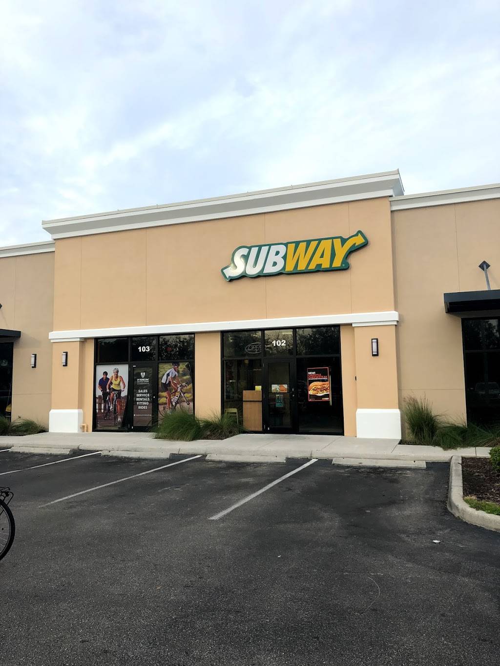 Subway Restaurants | restaurant | 8293 Dani Drive Suite 120 Colonial Corners, Fort Myers, FL 33966, USA | 2392777827 OR +1 239-277-7827