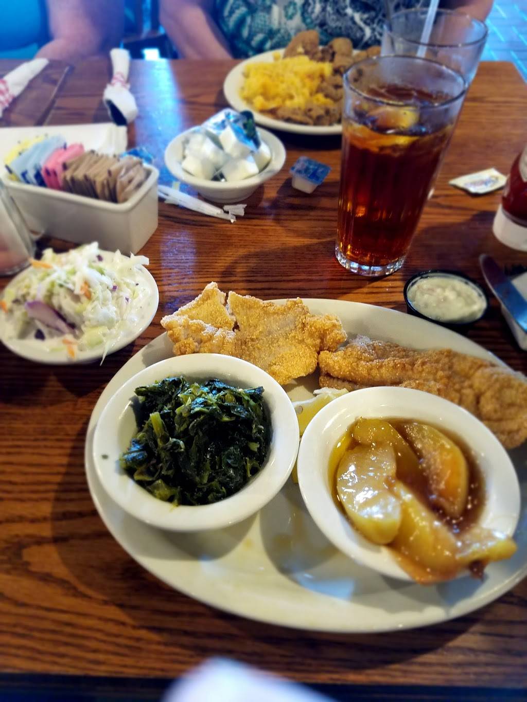 Cracker Barrel Old Country Store | restaurant | 4745 Helen Hauser Blvd, Titusville, FL 32780, USA | 3212689911 OR +1 321-268-9911