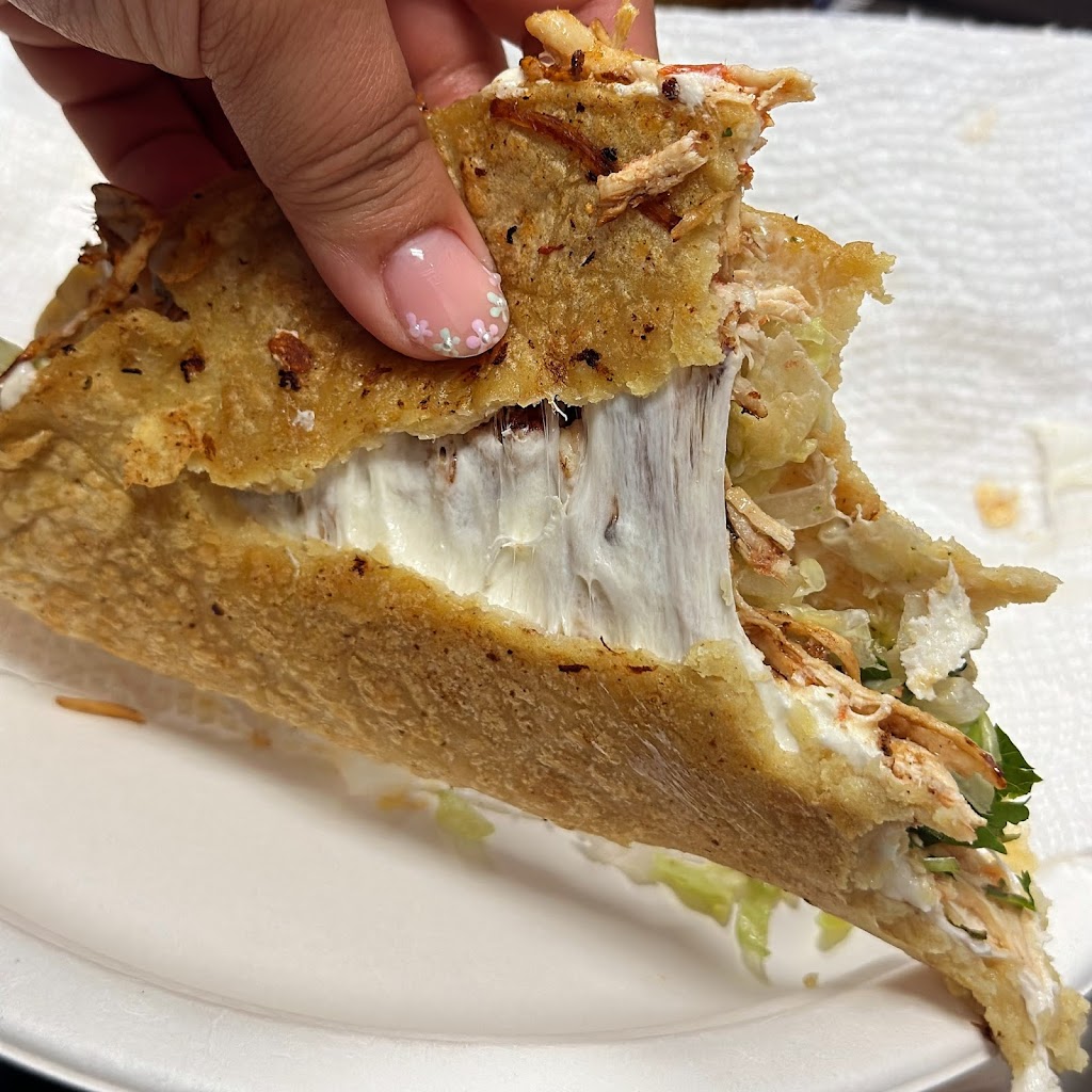 La Patrona Market & Carry Out | restaurant | 5833 Allentown Way, Temple Hills, MD 20748, USA | 5719820253 OR +1 571-982-0253