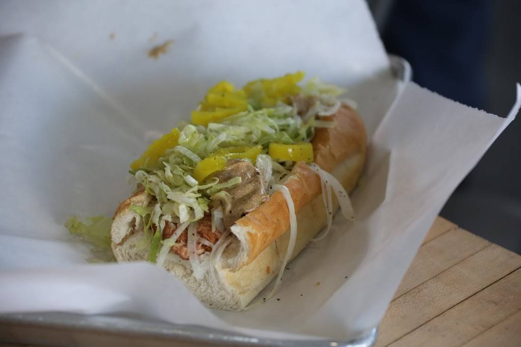 Greiners SubShop | restaurant | 2126 Shelby St, Indianapolis, IN 46203, USA | 3177834136 OR +1 317-783-4136