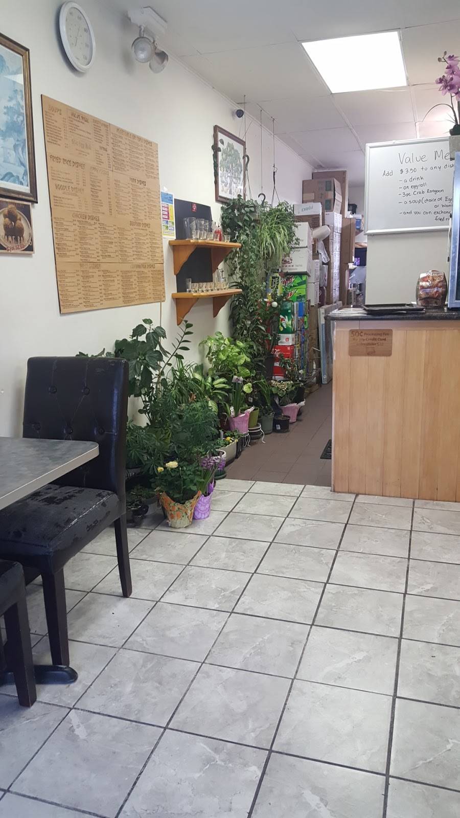 China Express | restaurant | 901 S Illinois Ave, Carbondale, IL 62901, USA | 6185493991 OR +1 618-549-3991