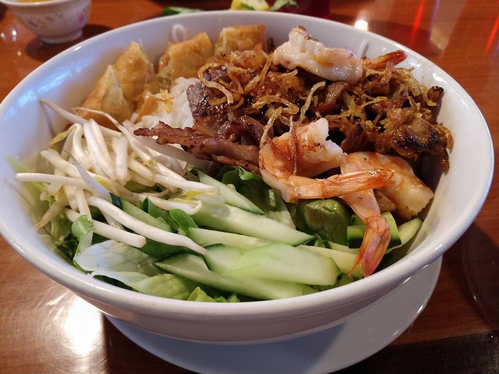 Pho Cali Thai | restaurant | 9107 S Tryon St, Charlotte, NC 28273, USA | 7045831281 OR +1 704-583-1281