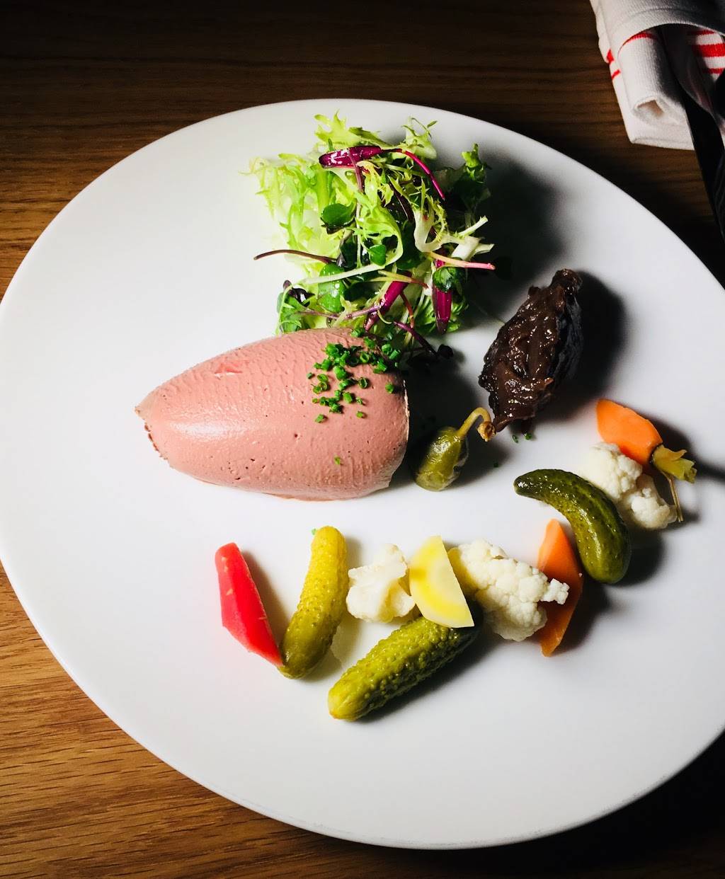 Amelie | restaurant | 566 Amsterdam Ave, New York, NY 10024, USA | 6464227167 OR +1 646-422-7167