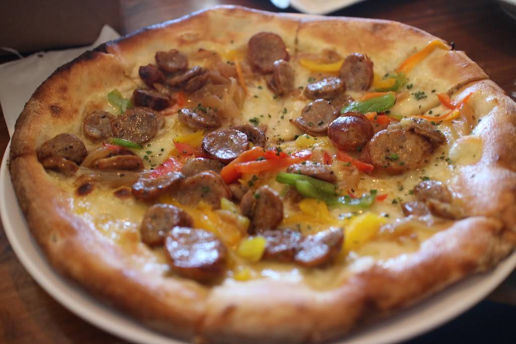 Ecco Pizza Shoppe | restaurant | 440 S Anaheim Blvd, Anaheim, CA 92805, USA | 7148177323 OR +1 714-817-7323