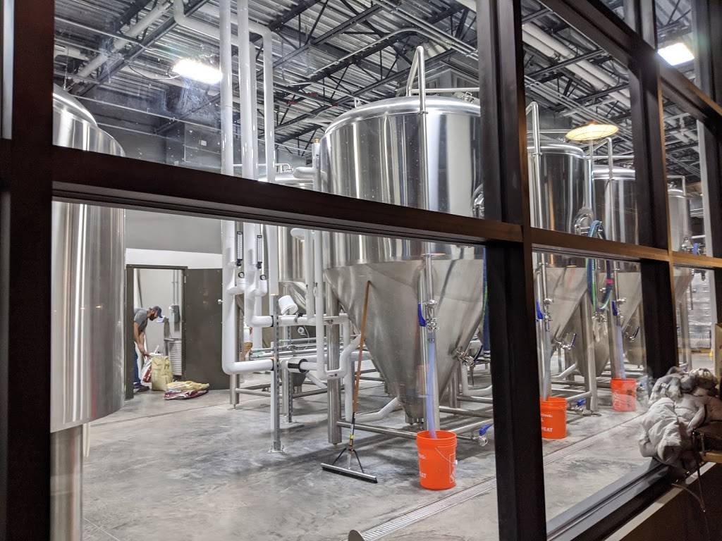 Crooked Can Brewing Co. | restaurant | 5354 Center St, Hilliard, OH 43026, USA | 6146646023 OR +1 614-664-6023