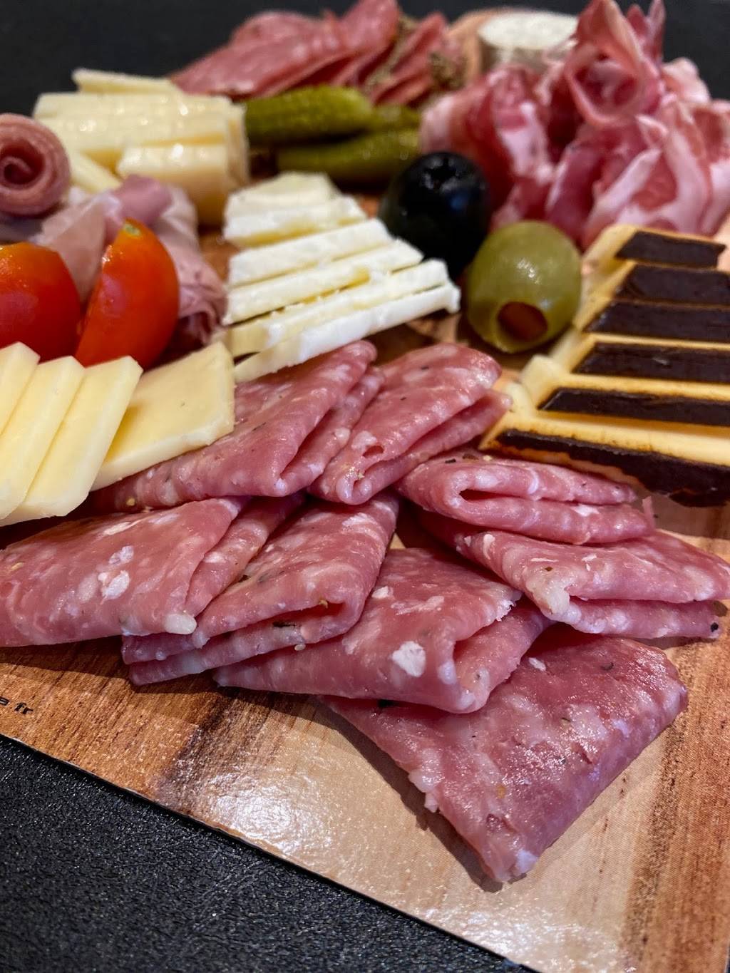 Heights at Home - An Italian Kitchen | restaurant | 2811 Eastman St, Houston, TX 77009, USA | 7138022860 OR +1 713-802-2860