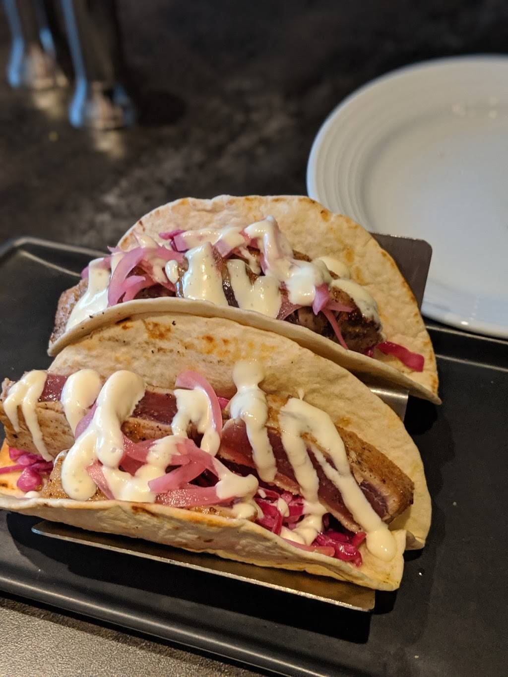 Prime on Avenue | restaurant | 1960 Avenue Rd, North York, ON M5M 4A4, Canada | 6473446099 OR +1 647-344-6099