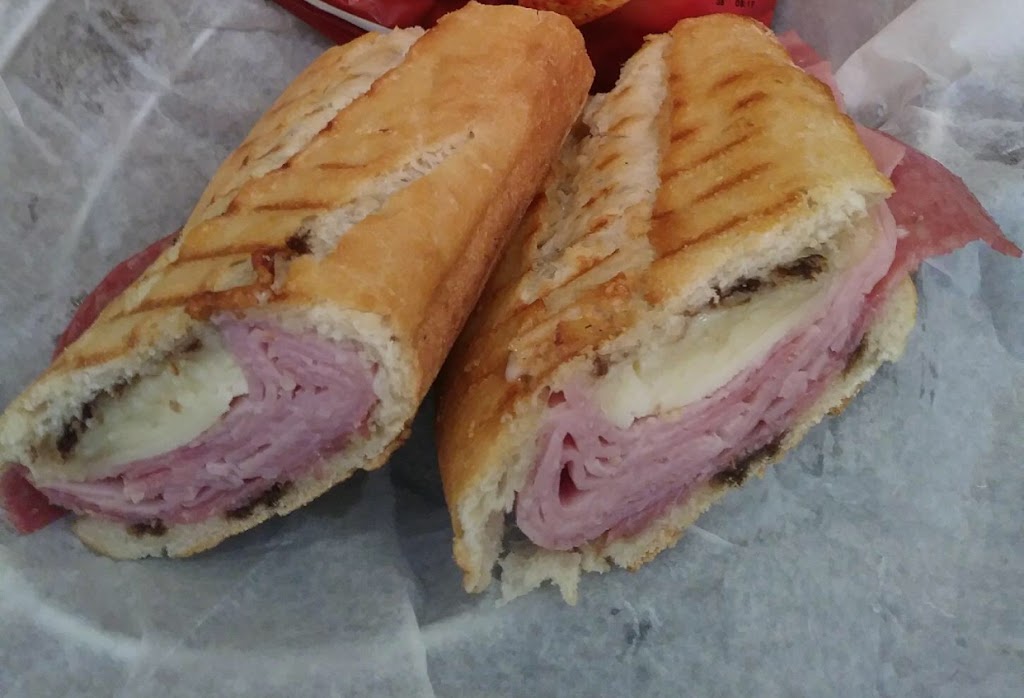 Nola Mia Gelato Cafe | restaurant | 2230 St Claude Ave, New Orleans, LA 70117, USA | 5042495009 OR +1 504-249-5009