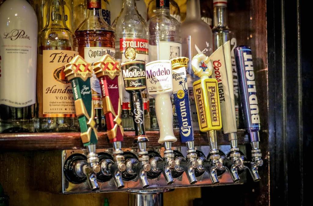 Las Casuelas Mexican Restaurant & Bar | restaurant | 107 E Main St, Ripon, CA 95366, USA | 2095994003 OR +1 209-599-4003