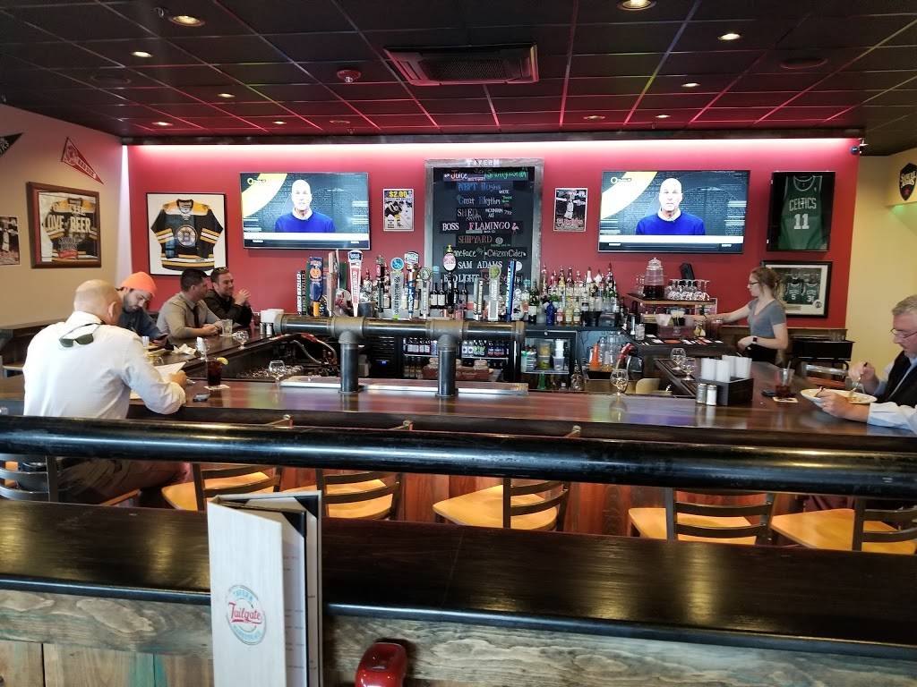 Tailgate Tavern & Marketplace | restaurant | 28 Portsmouth Ave, Stratham, NH 03885, USA | 6035802294 OR +1 603-580-2294
