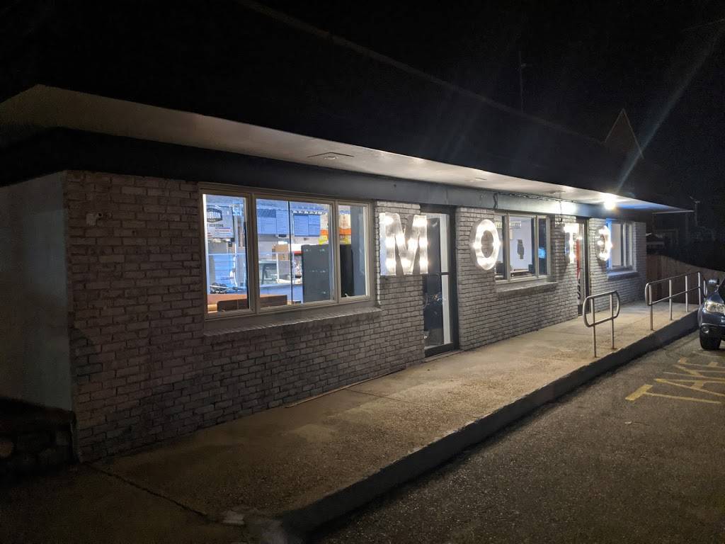 Moto Pizza Falmouth | restaurant | 500 Waquoit Hwy, East Falmouth, MA 02536, USA | 5083886888 OR +1 508-388-6888