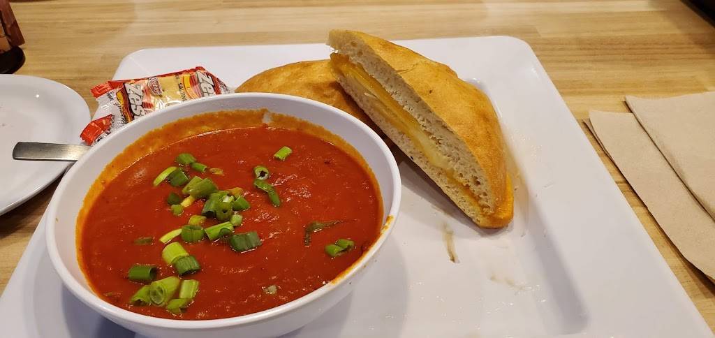 McAlisters Deli | restaurant | 2701 Gale Village Dr, Galesburg, IL 61401, USA | 3093156022 OR +1 309-315-6022