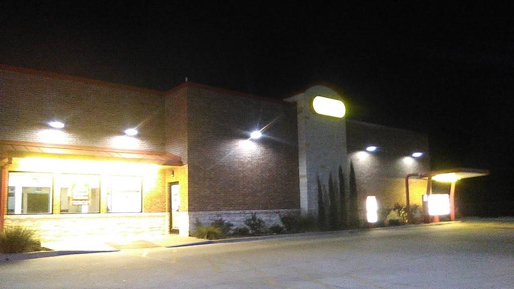 Chicken Express | restaurant | 323 Tenaha St, Center, TX 75935, USA | 9365989100 OR +1 936-598-9100