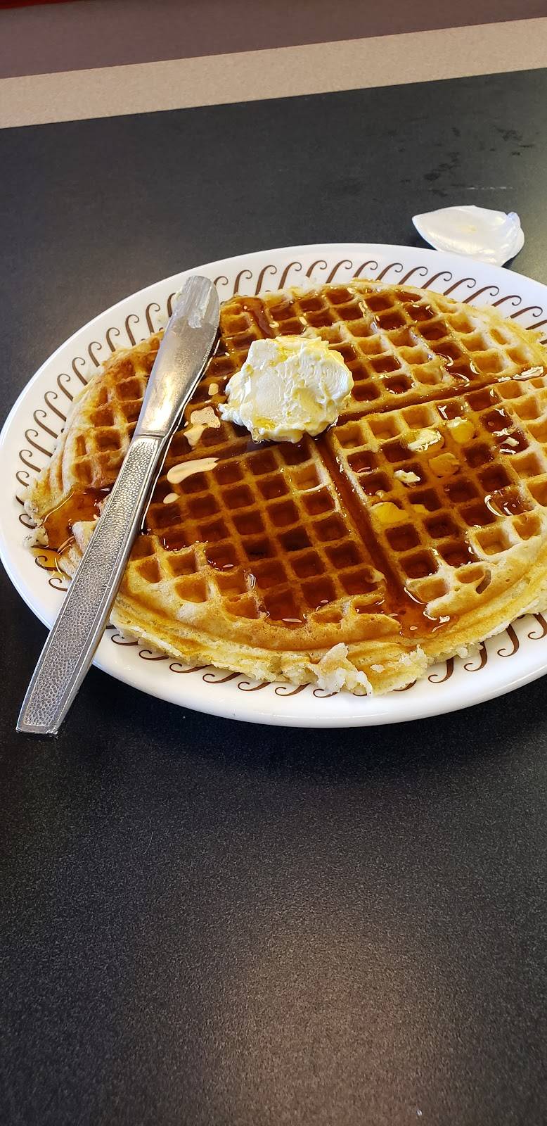 Waffle House | meal takeaway | 455 S Pleasantburg Dr, Greenville, SC 29607, USA | 8642329018 OR +1 864-232-9018