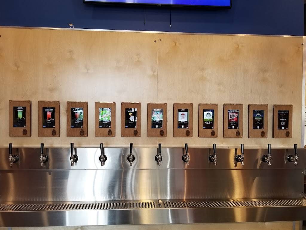 Hot Head Burritos | restaurant | 6228 Far Hills Ave, Centerville, OH 45459, USA | 9373318131 OR +1 937-331-8131